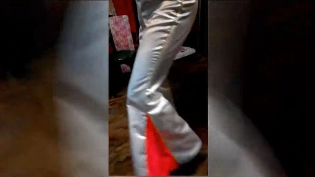 Костюм Элвиса Пресли смотреть онлайн