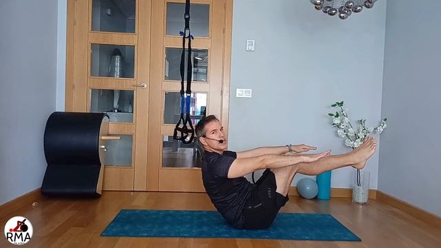 ?pilates para PRINCIPIANTES: ABDOMEN y PIERNAS ?PILATES básico para principiantes?? смотреть онлайн