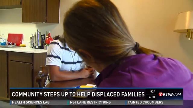 Community steps up to help displaced families (Mirror) смотреть онлайн