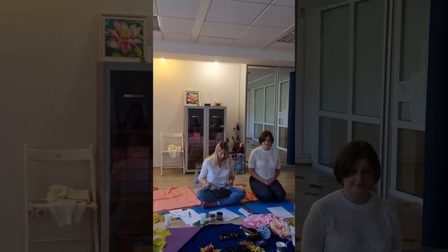 Медитация утро и вечер,читает Наталья Новикова (мастер литотерапии) в студии yoga_room_lotos 09.10 смотреть онлайн