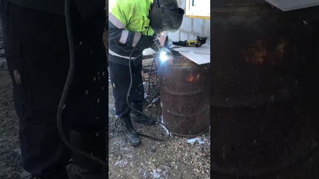 САК Сварочный Агрегат на Калëсах и бензогенератор два в одном. смотреть онлайн