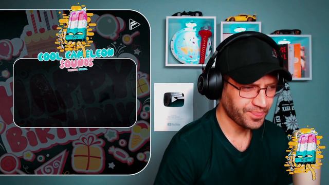 VERY CLEVER WRITTING!! Arctic Monkeys - Crying Lightning (Reaction) (CCS Series) смотреть онлайн