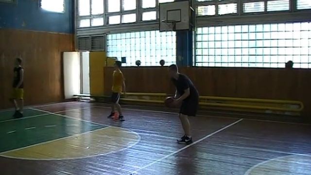 Как правильно выполнять Jab Step (баскетбольный финт) смотреть онлайн