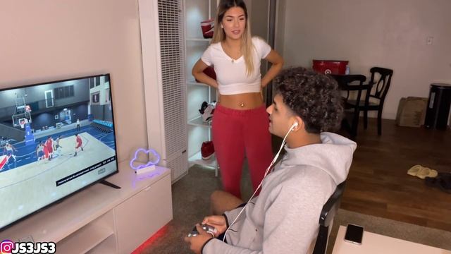 Flirting With Another Girl On The Game & Ignoring My Girlfriend *GONE BAD* смотреть онлайн