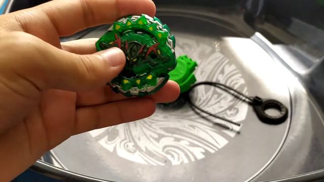 ОПАСНЫЙ ПЁСЕЛЬ - Hazard Kerbeus Unboxing против Doomscizor d2 Жнец Beyblade Burst Бёрст бейблэйд смотреть онлайн