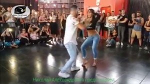 Красивые танцы под зажигательные песни