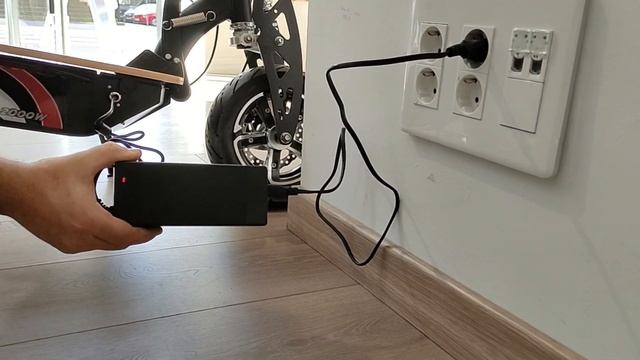 ? Best Electric Scooter for Climbing Hills ? | 2000W 60V | REVIEW | 2021 смотреть онлайн