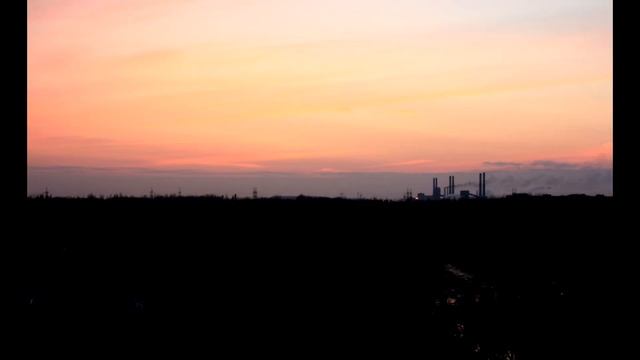 ЗАКАТ СОЛНЦА. Потрясающий закат солнца! Ночная трасса и огни. смотреть онлайн
