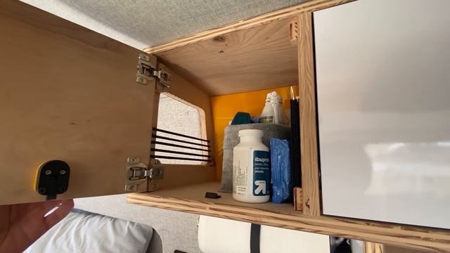 Mountain Biker Converts Work Van to Dream Adventure Van смотреть онлайн