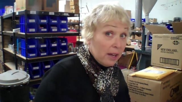 Review of Augason Farms Honey Wheat Bread & Roll Mix #10 can смотреть онлайн