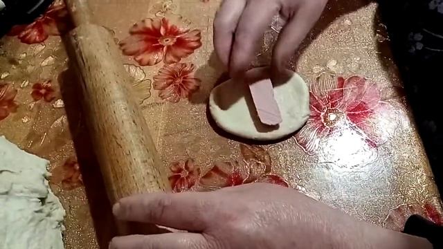 Интересный вариант сосисок в тесте. Как вкусно приготовить сосиски в тесте Вариант теста для сосисо смотреть онлайн