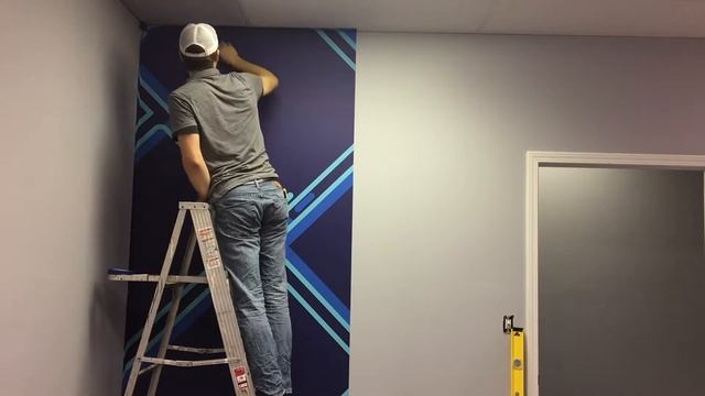 Wall Mural Print Installation смотреть онлайн