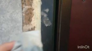 Простой и недорогой способ избавиться от пены на дверях.