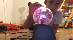 Эксперименты с плазменным шаром тесла
