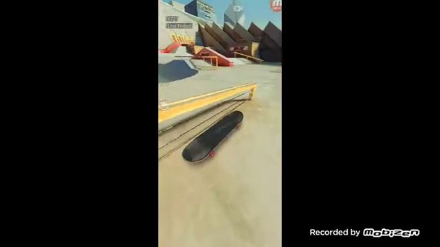 Играю в scooter FE3D,BMX FE3Dив клэш рояль смотреть онлайн