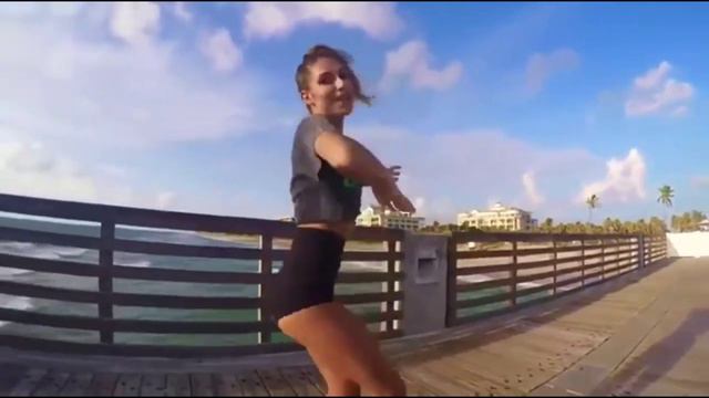 Pump играет Shuffle танцуем смотреть онлайн