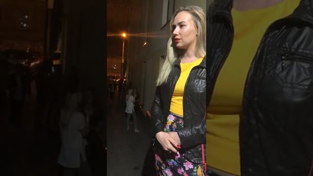 Выглядит офигенно, приносит прибыль заведению. Отказали в посещение. Фейс контроль в клубе. смотреть онлайн