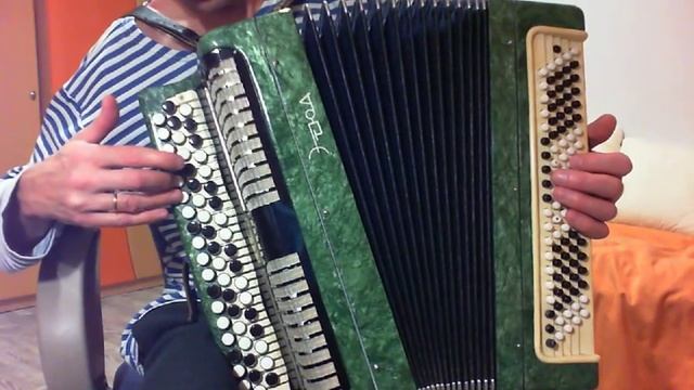 Разбор песни Уральская рябинушка на баяне смотреть онлайн