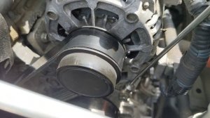 2016 Toyota Corolla Replacement Serpentine alternator Belt.  Замена ремня генератора.