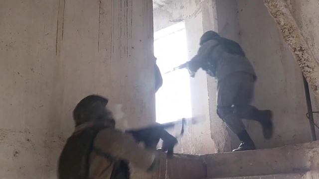 Учения СпН ВС РФ: десантирование, штурм, зачистка смотреть онлайн