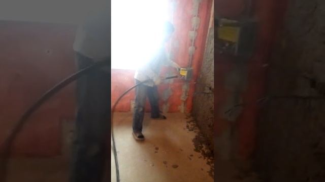 Стеновой хоппер-ковш для штукатурки Zitrek E-01. Часть 3 - Нанесение штукатурной смеси