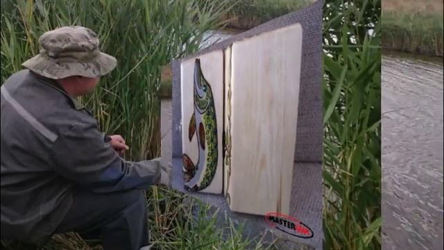 Деревянная шкатулка "Щука" в подарок рыбаку смотреть онлайн