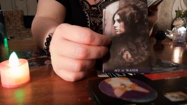 Распаковка новой колоды + мой девиз?. С вариантами. Тайм коды в описании. смотреть онлайн