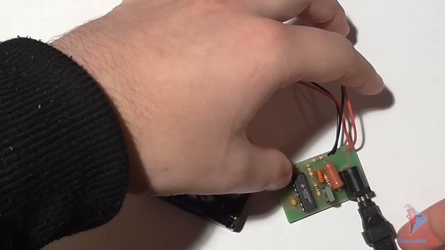 Зарядное устройство для батареек смотреть онлайн