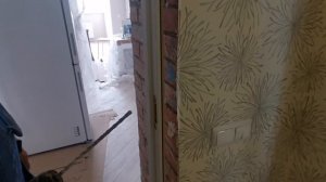 Плохо закрепился шуруп по бетону в стене? Покажу как это исправить.