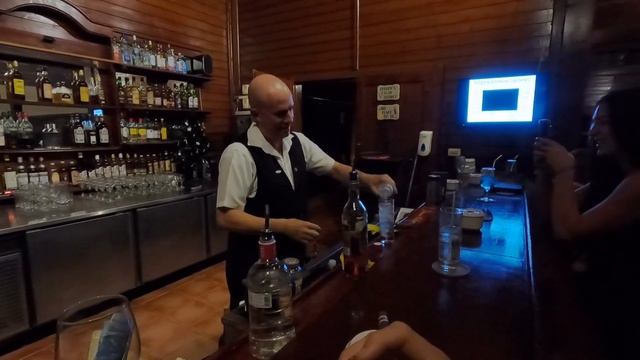 Hotel Mojito in Cayo Coco, Cuba - Сигарный бар отеля Мохито! | Кайо-Коко, Куба смотреть онлайн