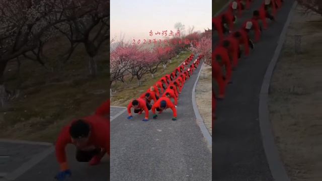 Китайская утренняя гимнастика...