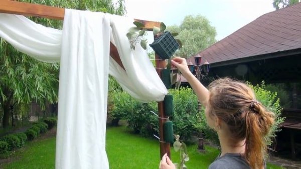 HOW TO DECORATE WEDDING ARCH | DIY WEDDING DECOR