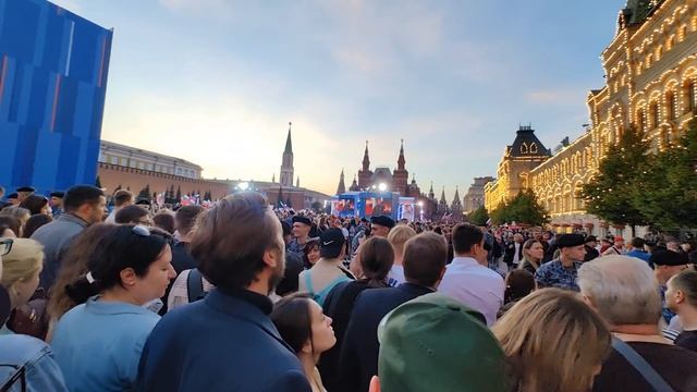 Концерт на Красной площади в честь присоединения четырёх регионов к РФ смотреть онлайн