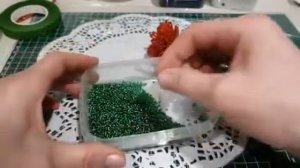 Гвоздика из бисера 2 сжатый