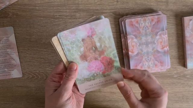 The Rose Oracle by Rebecca Campbell - Deck Exploration смотреть онлайн