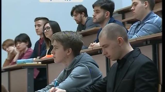 В ДВФУ готовят общественных наблюдателей на выборах смотреть онлайн