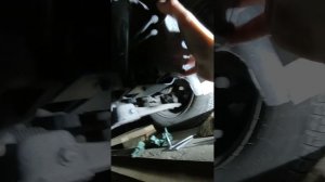 ( Где находится сливная и заливная пробки КПП)  Замена масла в коробке (КПП) форд фокус 2