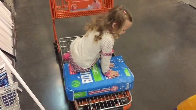 София делает ремонт смотреть онлайн