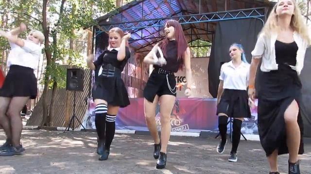 [KPOP IN PUBLIC RUSSIA] EVERGLOW(에버글로우) - Bon Bon Chocolat cover by LOCO [GAKKO 13 Belgorod region смотреть онлайн