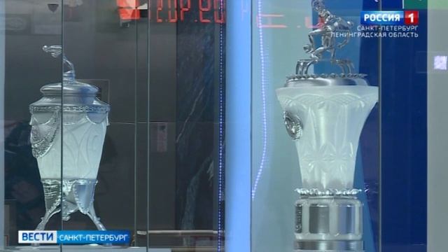 Станцию метро "Зенит" открыли для пассажиров после долгого ремонта смотреть онлайн