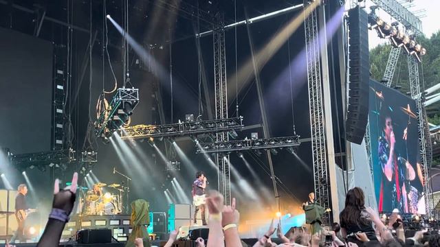 Green Day - Hitchin’ a Ride (live @ Hella Mega, Huddersfield) 25.06.22 смотреть онлайн