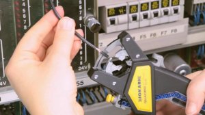 Обзор: Клещи для снятия изоляции в наборе QUADRO Jokari