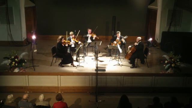 Vivaldi Concerto in D: Largo (2nd mvt.) смотреть онлайн