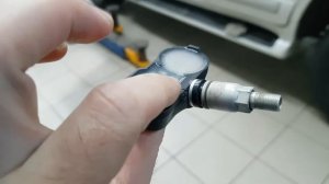 Датчики давления в шинах Toyota. PMV-C215 или PMV-C210. БУДЬТЕ ВНИМАТЕЛЬНЫ ПРИ УСТАНОВКЕ.