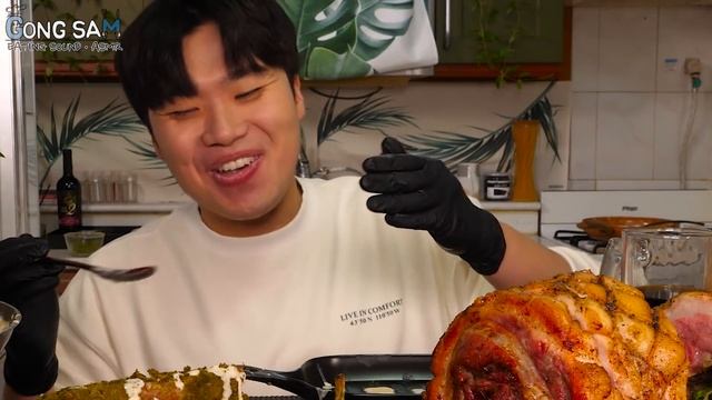 ASMR MUKBANG 치즈 퐁듀 & 삼겹살 & 스테이크 CHEESE FONDUE & PORK BELLY & STEAK EATING SOUND! смотреть онлайн