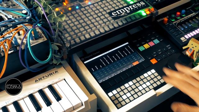 Polyend Tracker Minimal Techno, by CO5MA смотреть онлайн