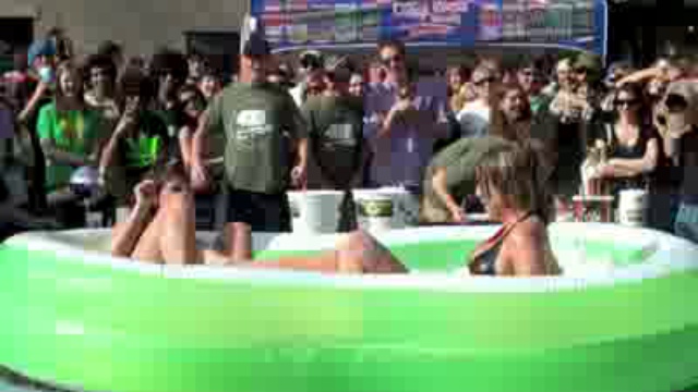 Борьба в воде смотреть онлайн