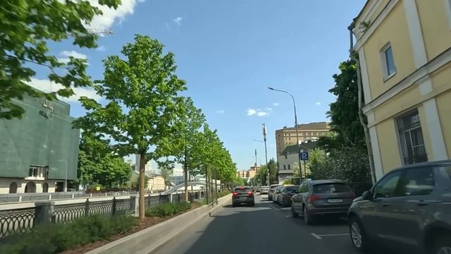 Хирург спас из реки богатую невесту, а едва врач заглянул ей под платье, не поверил глазам смотреть онлайн