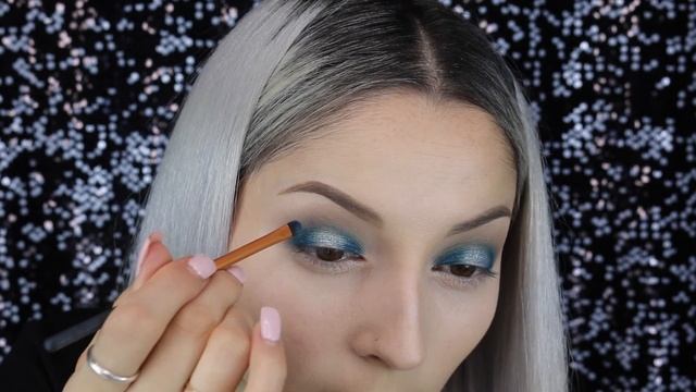 Teal Halo Eye Makeup Tutorial | Colourpop Series смотреть онлайн