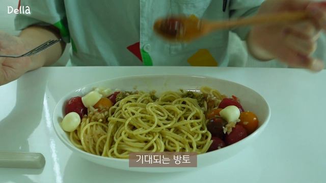 vlog•sub 집밥 자취 브이로그🍚 방토 마리네이드와 바질페스토는 사랑💚 샐러드밥, 김치찌개, 치즈계란말이 먹는 바쁜 일상 смотреть онлайн